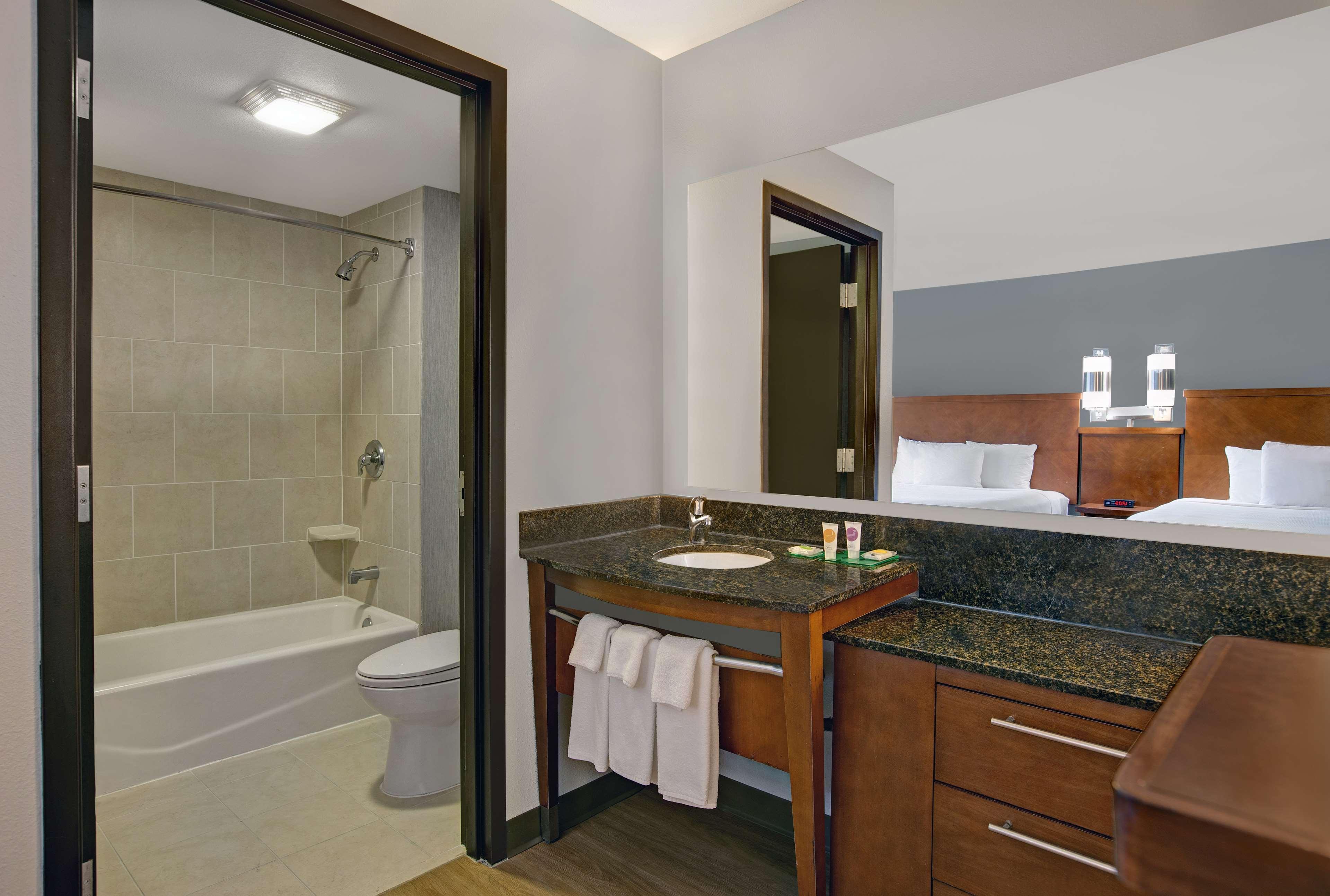 Hyatt Place Jackson Ridgeland Exterior photo