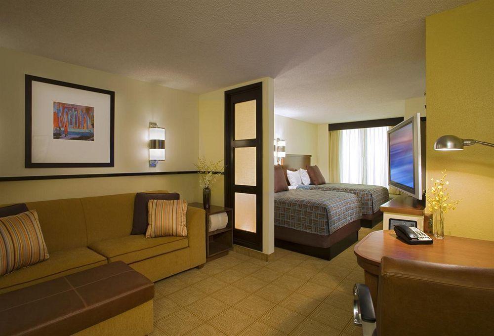 Hyatt Place Jackson Ridgeland Room photo